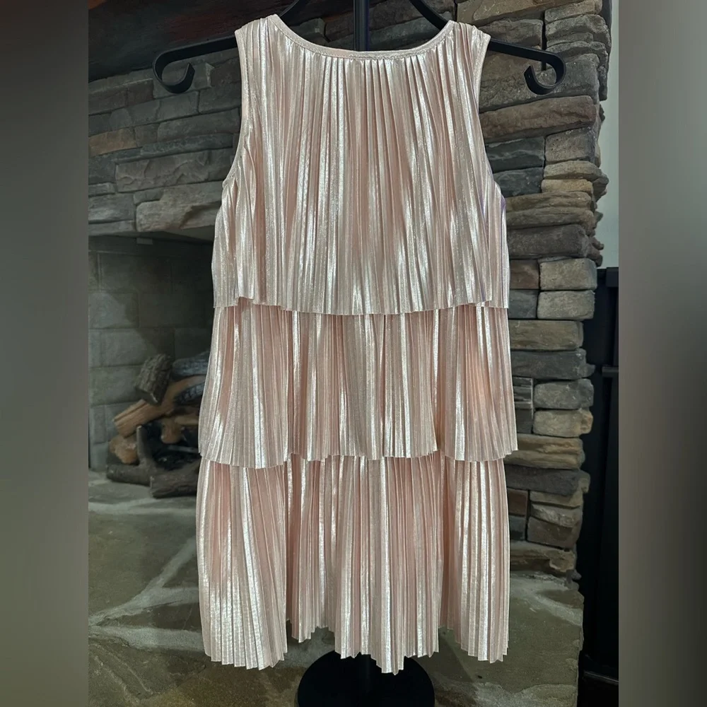 Jusbe. Shimmering Pink Tiered Dress